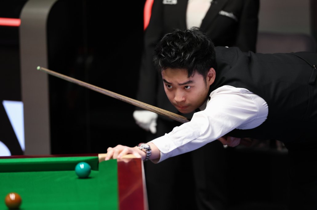 充满活力的 充满活力的