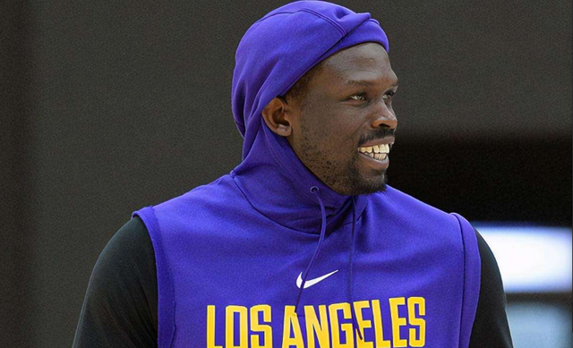 阿贾克斯正 阿贾克斯正